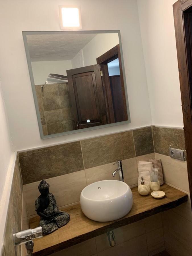 Valtisya Pool And Airport Guest House Telde Bagian luar foto