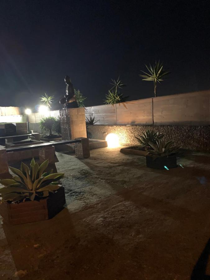 Valtisya Pool And Airport Guest House Telde Bagian luar foto