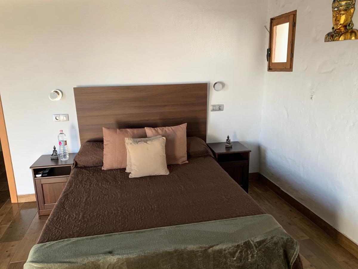 Valtisya Pool And Airport Guest House Telde Bagian luar foto